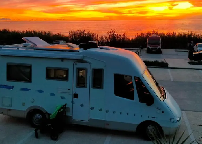 Autocaravana Lisboa Frielas photo