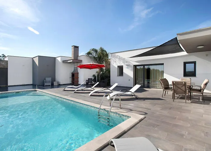 Photo de Villa Colina Salir de Matos