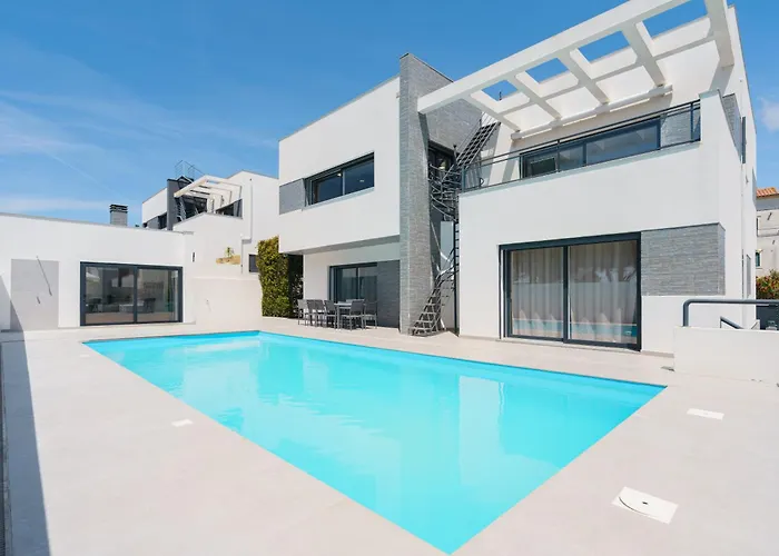 Azura Villa With Private Pool ロウリニャンの写真